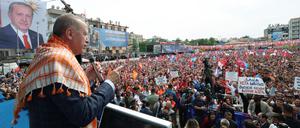 Präsident Recep Tayyip Erdogan bei einer Wahlkundgebung in Aydin (Türkei).