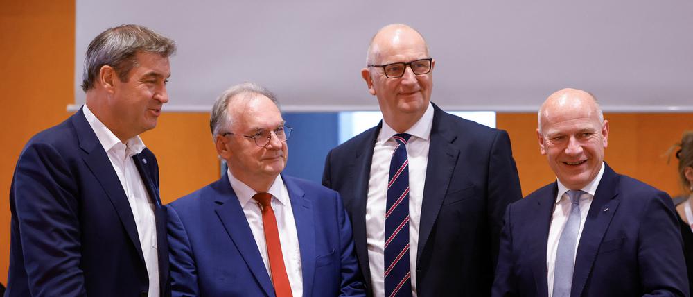 Auch Brandenburgs Ministerpräsident Woidke nahm am Flüchtlingsgipfel teil.