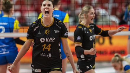 Anastasia Cekulaev und ihre Kolleginnen bleiben kämpferisch.
