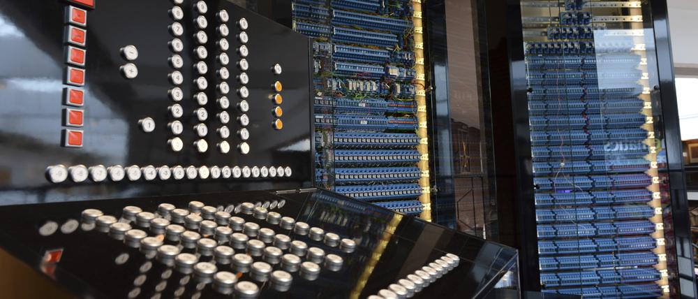 Ein Nachbau des ersten programmierbaren Computers steht im Deutschen Technikmuseum.