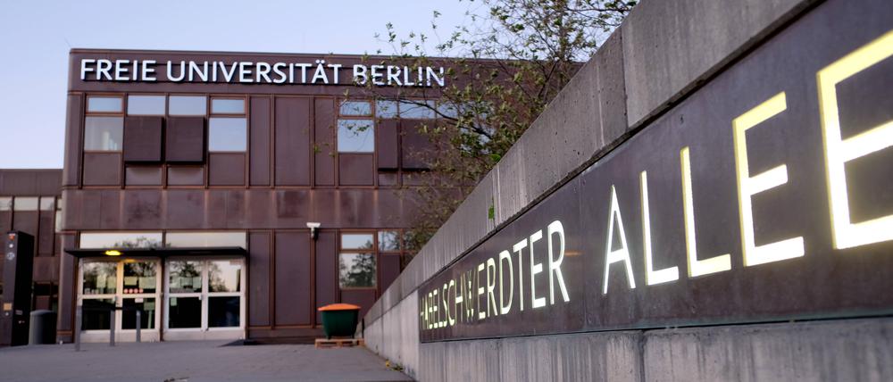 143 Projekte von 59 Universitäten haben sich für die Förderung beworben.