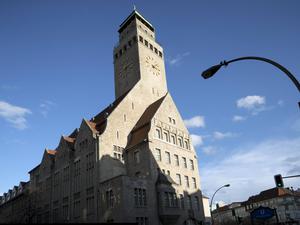 Das Rathaus von Berlin-Neukölln.