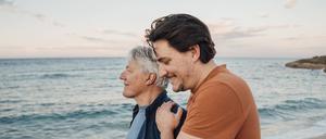 Alt und Jung zusammen: Die Rentenkasse ist ein Vertrag zwischen den Generationen.