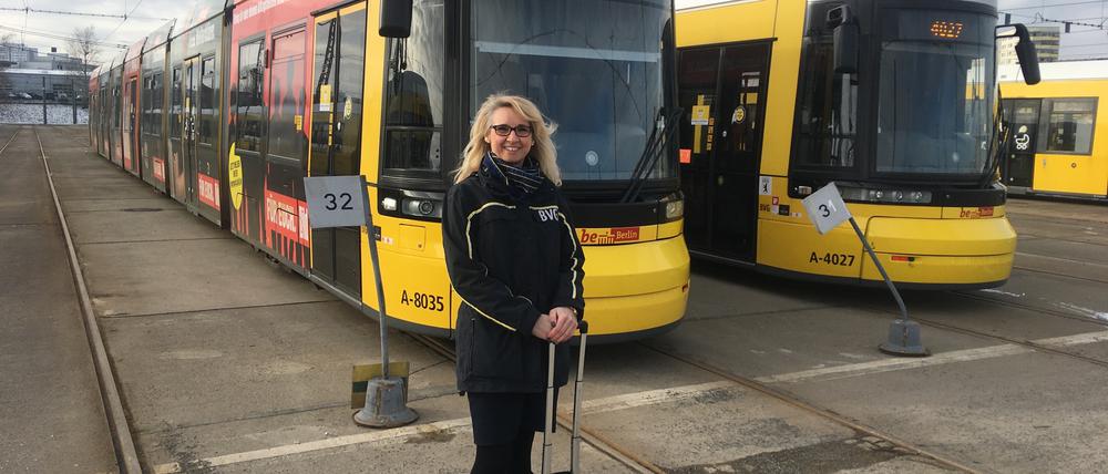 Anett Schemkowski vor ihrem neuen Arbeitsplatz. 