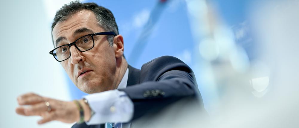 Cem Özdemir (Bündnis 90/Die Grünen), Bundesminister für Ernährung und Landwirtschaft, sieht konservative Kräfte in der Türkei gestärkt.