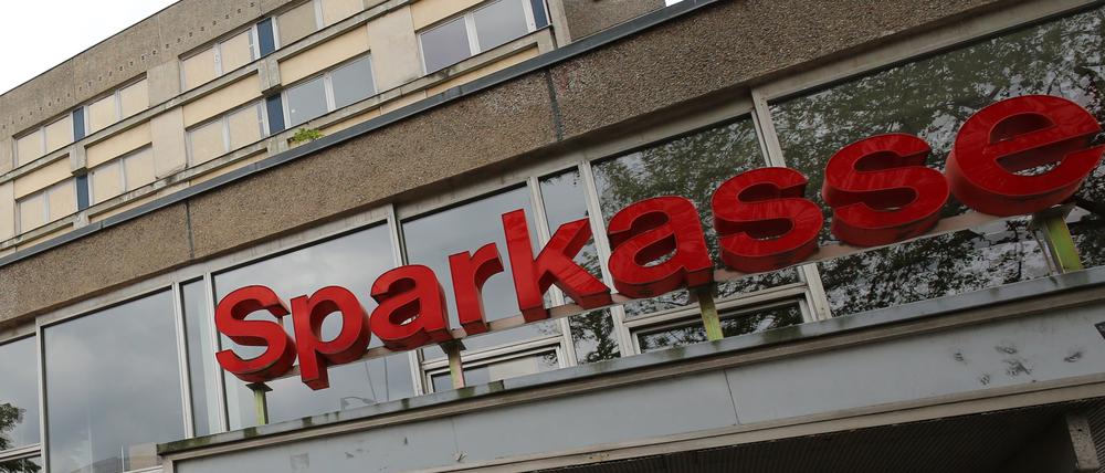 Die Automaten in der früheren Sparkasse am Staudenhof sind seit Freitagnachmittag ausgeschaltet.