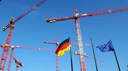 Die EU-Kommission blickt pessimistischer auf die deutsche Wirtschaft als Wirtschaftsminister Habeck.