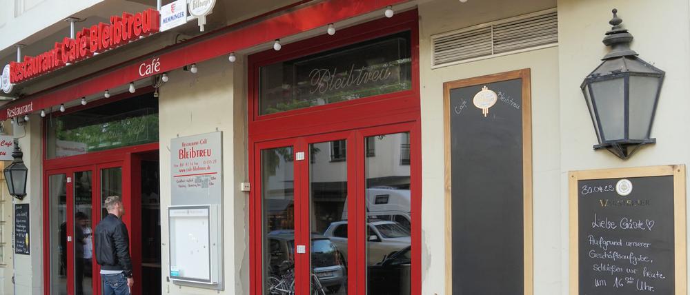 Das Café Bleibtreu in Berlin-Charlottenburg ist verwaist, soll demnächst aber wieder zum Restaurant werden.