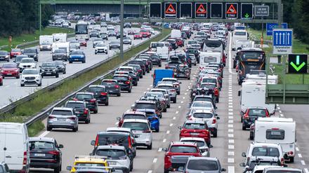 Autofahrer müssen am Mittwoch und Sonntag voraussichtlich viel Geduld haben.