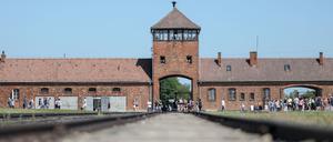 Mordmaschine Auschwitz: In der NS-Forschung hat sich die Erkenntnis durchgesetzt, dass es ganz normale Menschen waren, die in dieses System involviert waren.