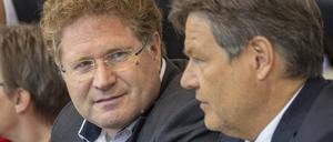 Bundeswirtschaftsminister Robert Habeck (r.) und Staatssekretär Patrick Graichen