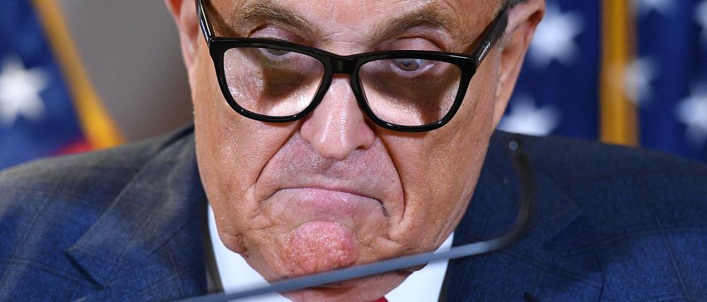 Rudy Giuliani, hier als Trumps Anwalt, bei einer Pressekonferenz in Washington D.C. 2020.