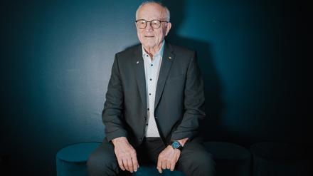 Heinz Hilgers ist ein deutscher Politiker. Er war von 1985 bis 1994 Abgeordneter des Landtages von Nordrhein-Westfalen und von 1989 bis 1999 sowie von 2004 bis 2009 Bürgermeister der Stadt Dormagen. Seit 1993 ist er Präsident des Deutschen Kinderschutzbundes. Fotografiert am 11. Mai 2023 in Berlin.