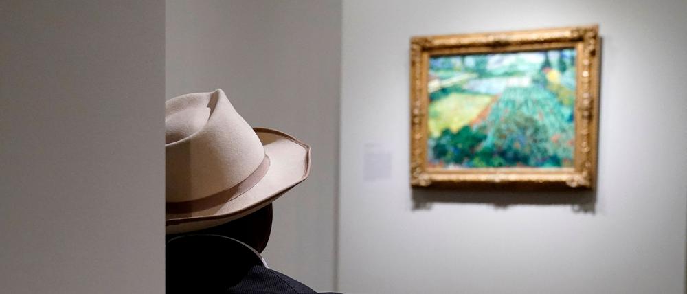 „Van Goghs Zypressen“ sind in New York zu sehen.