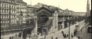 Berlin Schöneberg, Hochbahnhof Bülowstraße, Kirche !AUFNAHMEDATUM GESCHÄTZT! Berlin Schöneberg High station Bülowstraße Church date estimated
