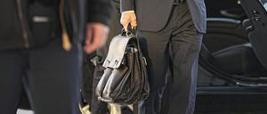 Das Haus der Geschichte will die abgenutzte Aktentasche von Bundeskanzler Olaf Scholz (Archivbild).