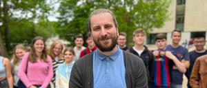 Sebastian Telschow und sein Leistungskurs Geschichte (2. Semester) des Werner-von-Siemens-Gymnasiusm