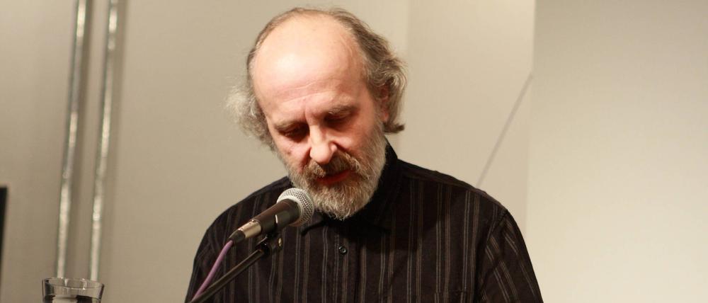 Andreas Koziol (8.1. 1957 - 15.5.2023) 2009 bei einer Gedenklesung in der Literaturwerkstatt Berlin