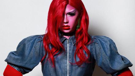 Drag Queen Miss Ivanka T