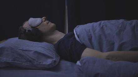 Viele POTS-Erkrankte berichten, dass sie durch ihre körperlichen Beschwerden so eingeschränkt sind, dass sie kaum das Bett verlassen können. 