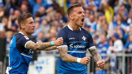 Jubel beim SV Darmstadt, die Hessen kehren zurück in die 1. Bundesliga.