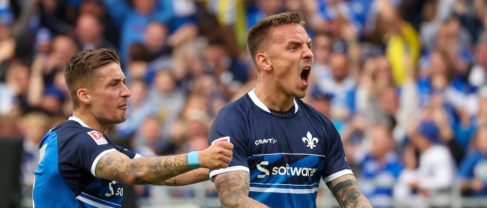 Jubel beim SV Darmstadt, die Hessen kehren zurück in die 1. Bundesliga.