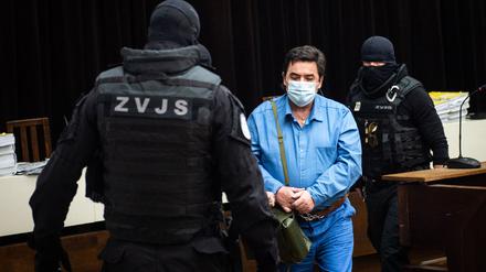  Marian Kocner (C) nimmt an einer öffentlichen Anhörung vor dem Obersten Gerichtshof der Slowakei teil