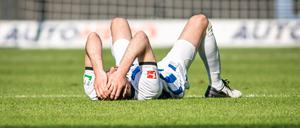 Bloß nicht hinsehen: die große Trauer, als der Abstieg feststand.