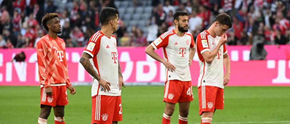 Die Bayern-Profis in Schockstarre nach dem 1:3 gegen RB Leipzig.