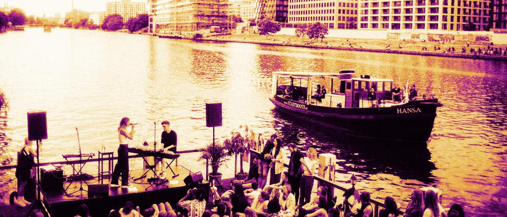 Neu in Berlin Das FluxFM Bergfest