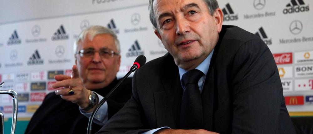 Die ehemaligen DFB-Präsidenten Wolfgang Niersbach (r.) und Theo Zwanziger (l.)
