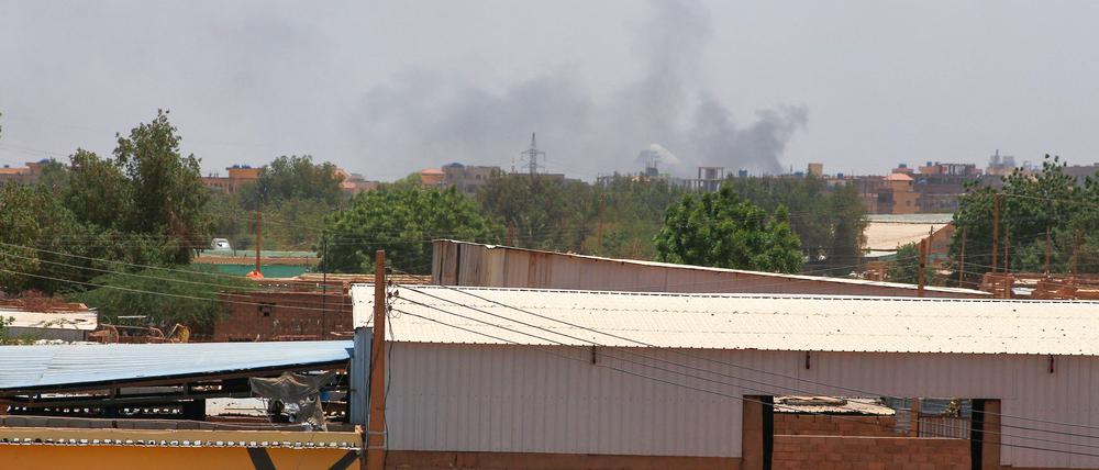 Rauch über der sudanesischen Hauptstadt Khartum