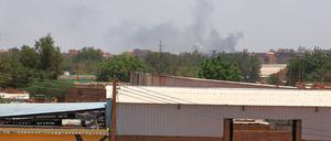 Rauch über der sudanesischen Hauptstadt Khartum
