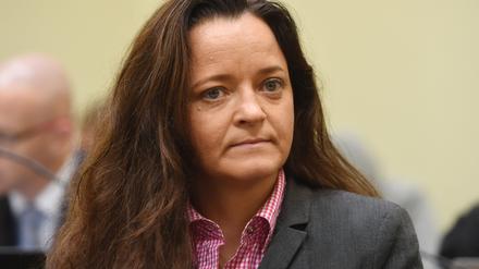 Beate Zschäpe sitzt im Gerichtssaal.