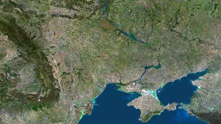 Satellitenbild Ukraine und der Krim mit umliegenden Ländern.