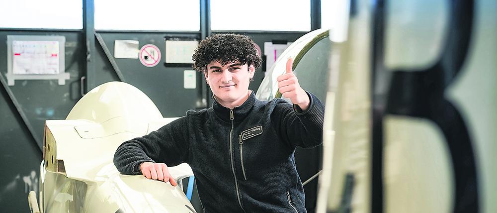 Alexander Petkov ist begeisterter Segelflieger. Durch den Verein Akaflieg Berlin kann er Studium und Hobby verknüpfen.