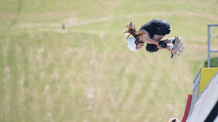 Lilly Stoephasius, Skaterin aus Berlin