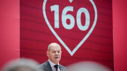 Am Dienstag dort, wo einst der „Scholzomat“ sprach: Kanzler Olaf Scholz in der SPD-Zentrale