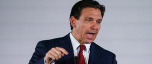 Ron DeSantis.