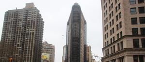 Das dreieckige „Bügeleisen-Gebäude“ gehört zu den beliebtesten Sehenswürdigkeiten von New York.