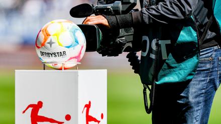 Nun steht die Solidargemeinschaft im deutschen Fußball auf dem Spiel. 