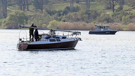 Die Wasserschutzpolizei im Einsatz.