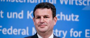 Unterzeichnung der Allianzvereinbarung fuer Aus- und Weiterbildung 2023 bis 2026 Hubertus Heil, Bundesminister fuer Arbeit und Soziales,bei der Pressekonferenz im Rahmen der Unterzeichnung der Allianzvereinbarung fuer Aus- und Weiterbildung 2023 bis 2026, Berlin , 24.05.2023 Berlin Berlin Deutschland *** Signing of the Alliance Agreement for Education and Training 2023 to 2026 Hubertus Heil, Federal Minister of Labor and Social Affairs, at the press conference in the context of the signing of the Alliance Agreement for Education and Training 2023 to 2026, Berlin , 24 05 2023 Berlin Berlin Germany