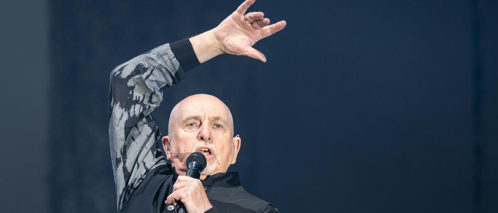 Britisches Charisma. Peter Gabriel in der Waldbühne.