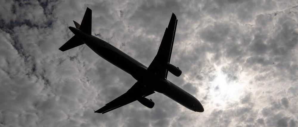 Egal wohin, Fliegen kostet in diesem Sommer spürbar mehr als im vergangenen Jahr (Symbolbild).