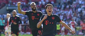 Riesiger Jubel beim FC Bayern München über das zweite Tor gegen Köln.