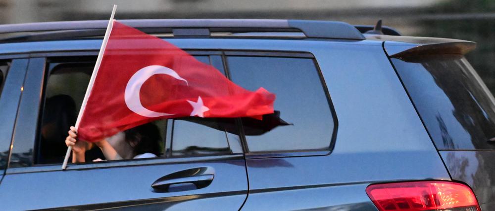 Warum haben Zehntausende türkischstämmige Menschen in Deutschland Recep Tayyip Erdoğan gewählt?