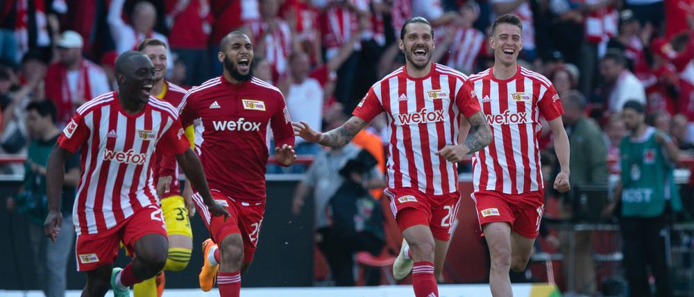 Viel Grund zum Jubeln hatten die Spieler des 1. FC Union.