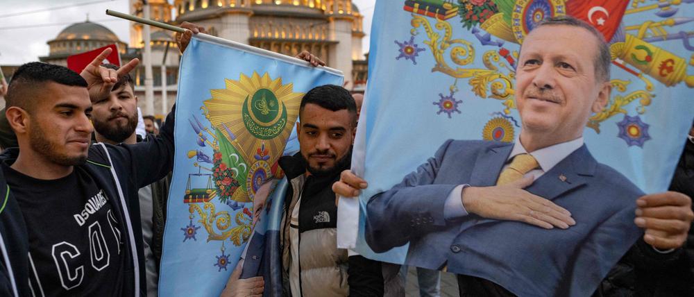 Der Verehrte. Erdoğans Anhänger feiern den Sieg ihres Präsidenten.