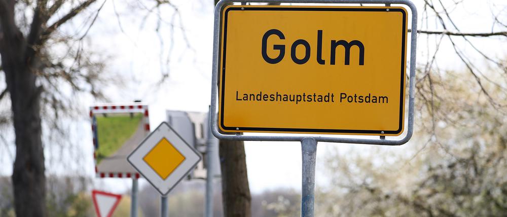 Anwohner aus Golm fordern seit Monaten mindestens eine neue Schule für den Ortsteil (Symbolbild).